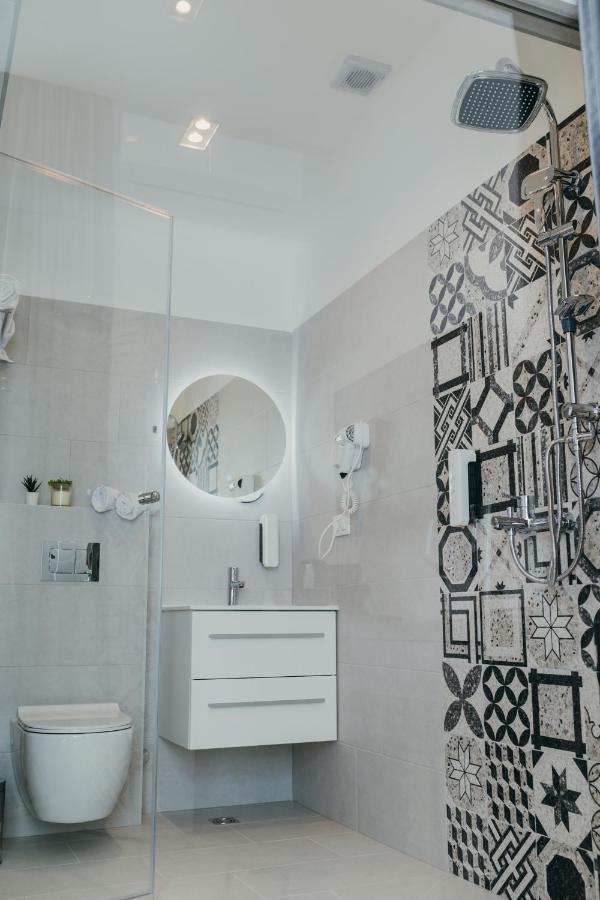 Poppy Downtown Suites Sarajevo SJJ Eksteriør bilde